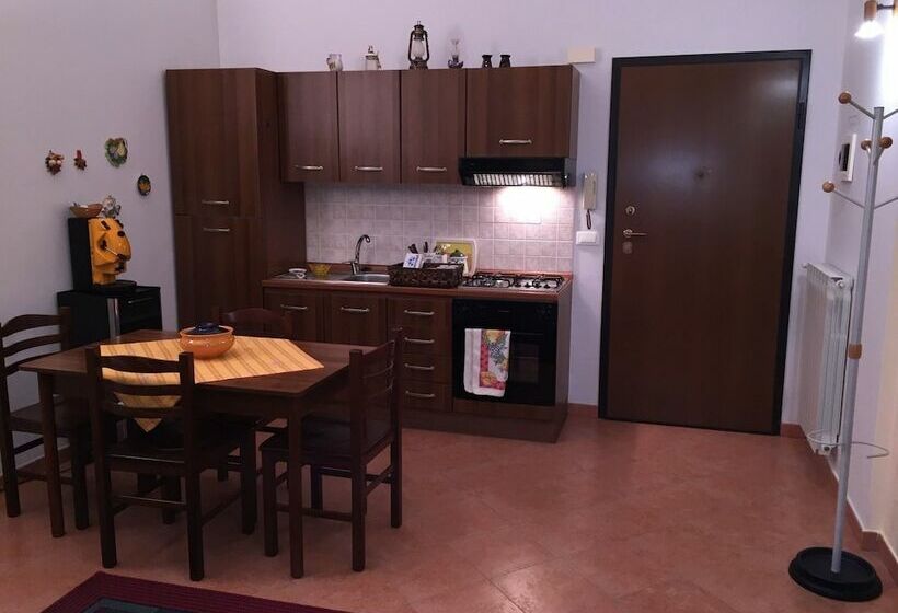 带1个卧室的舒适公寓, Hola Cathedral House