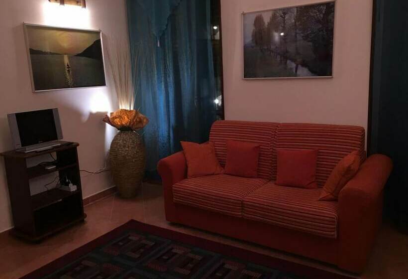 带1个卧室的舒适公寓, Hola Cathedral House