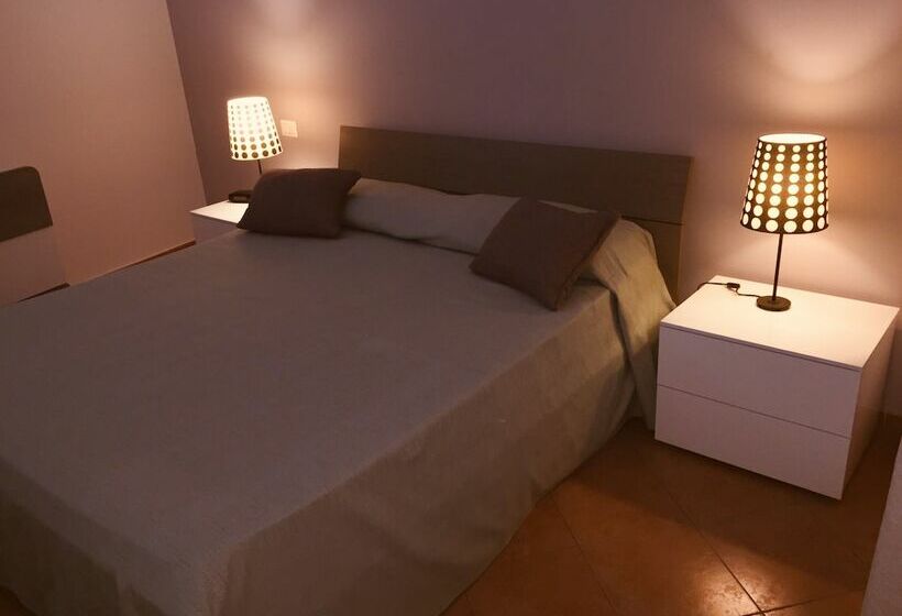 带1个卧室的舒适公寓, Hola Cathedral House