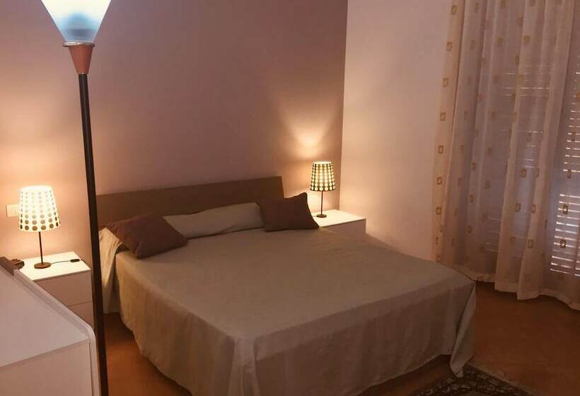 带1个卧室的舒适公寓, Hola Cathedral House