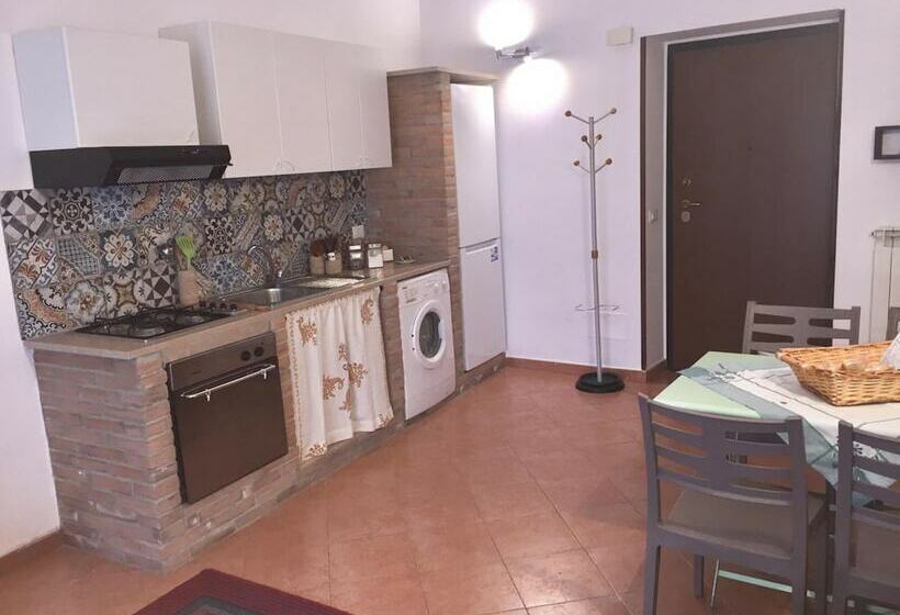 带1个卧室的舒适公寓, Hola Cathedral House