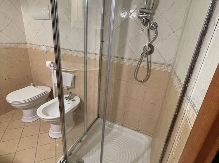 带1个卧室的舒适公寓, Hola Cathedral House