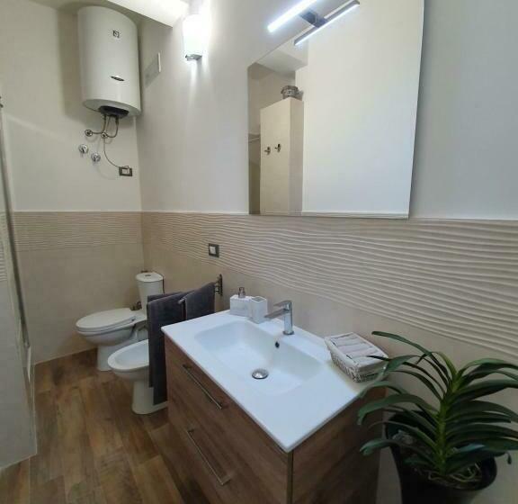 سوییت لوکس, Bb Suite Siracusa