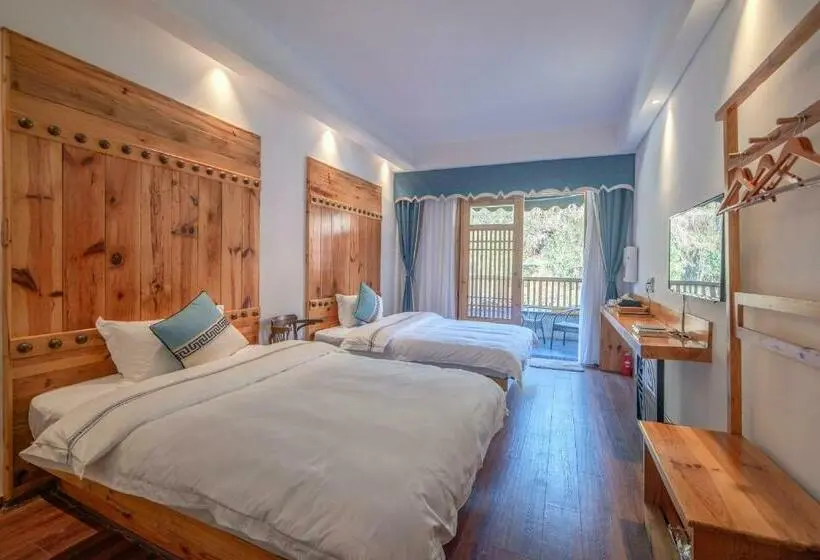 バルコニー付きスタンダードルーム, Zhangjiajie National Park Yuelu Homestay