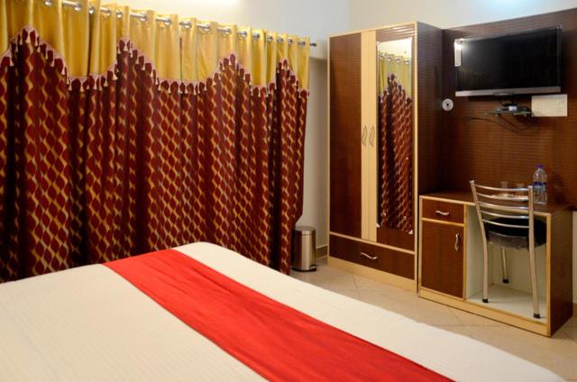 اتاق لوکس, Parag Inn
