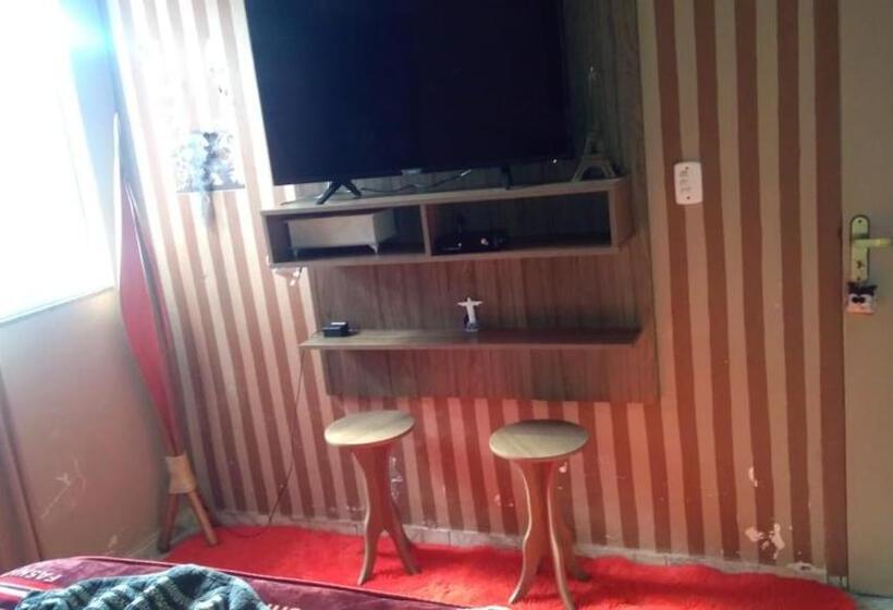 标准间, Casa De Temporada Familiar