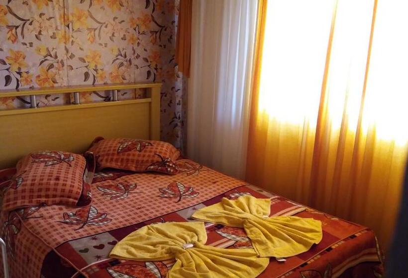 Номер Стандарт, Casa De Temporada Familiar
