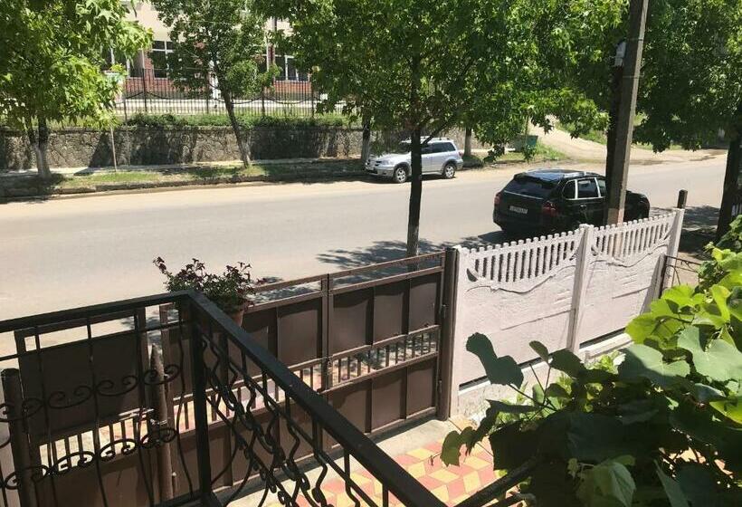 اتاق استاندارد, Guest House On Demerjipa