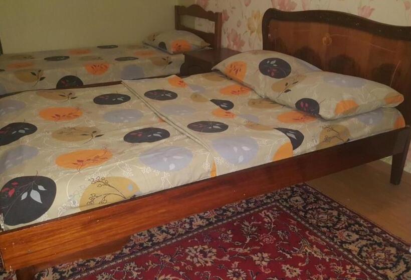 اتاق استاندارد سه نفره, Guest House On Demerjipa