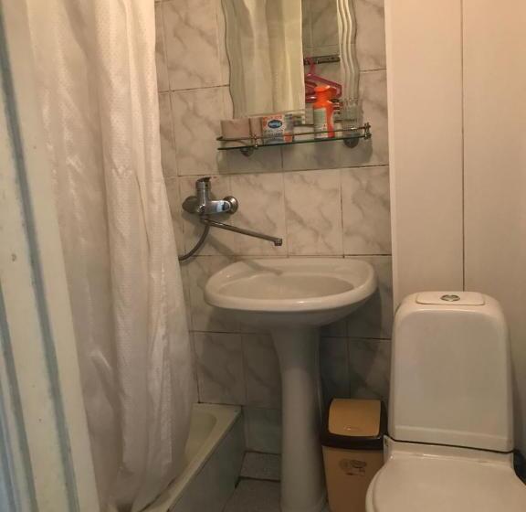 آپارتمان 1 خوابه همکف, Guest House On Demerjipa