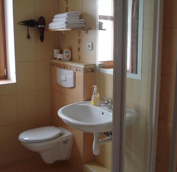 اتاق استاندارد, Pension Král