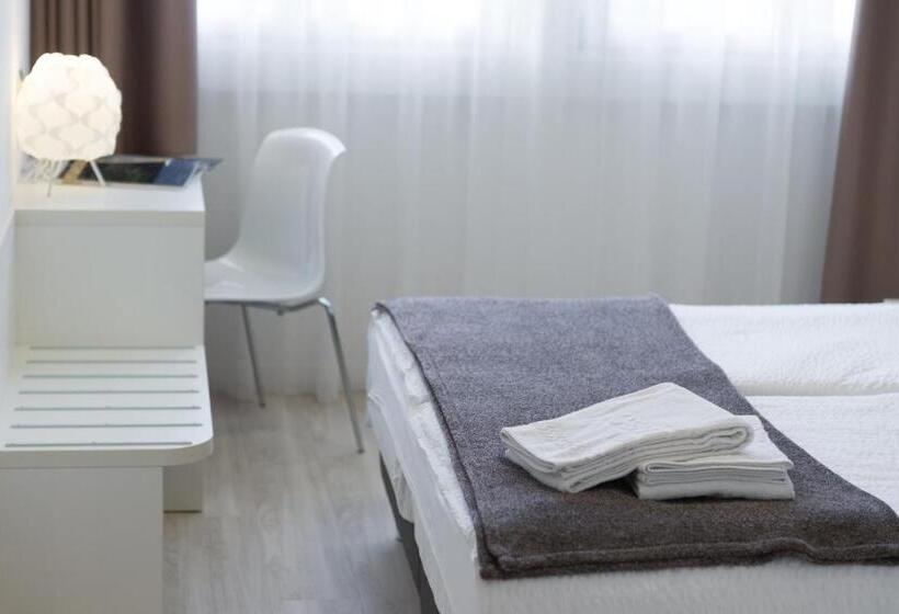 غرفة سوبيريور, Centrale