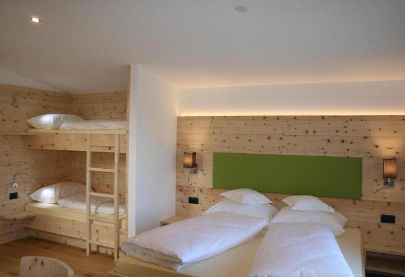 חדר משפחתי פרמיום, Gasthof Majestic