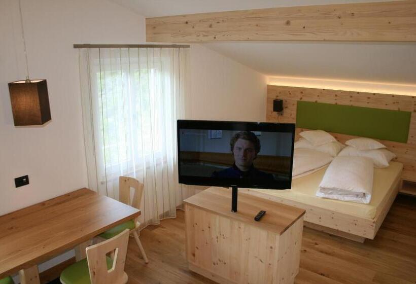 חדר פרמיום, Gasthof Majestic