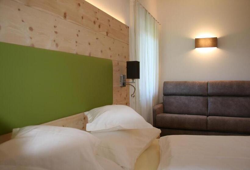 חדר פרמיום, Gasthof Majestic