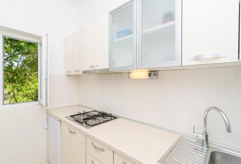 استوديو  سوبيريور مطل على الحديقة, Rooms & Apartments Barišić