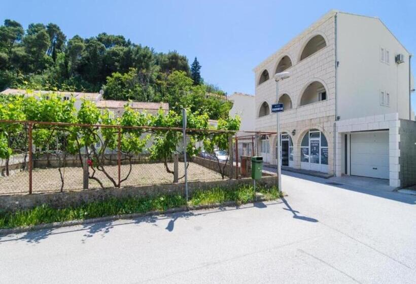 غرفة قياسية مطلة على المدينة, Rooms & Apartments Barišić