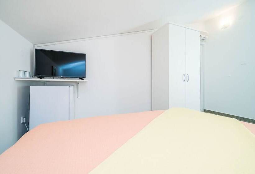 غرفة قياسية مطلّة علي الحديقة, Rooms & Apartments Barišić