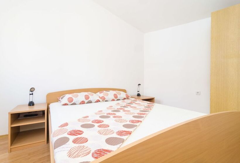 شقة كومفورت غرفة نوم واحدة, Rooms & Apartments Barišić