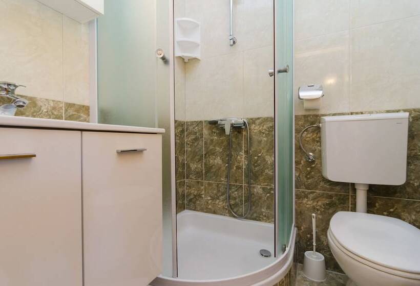 غرفة قياسية مطلة على المدينة, Rooms & Apartments Barišić