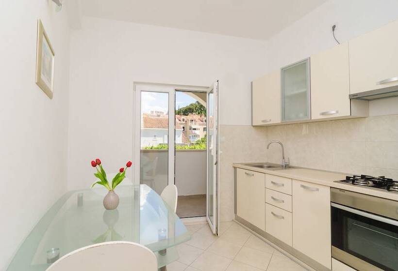 إستوديو قياسي مطل على المدينة, Rooms & Apartments Barišić