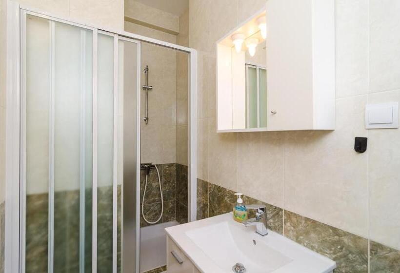 Студия Стандарт Вид на Город, Rooms & Apartments Barišić