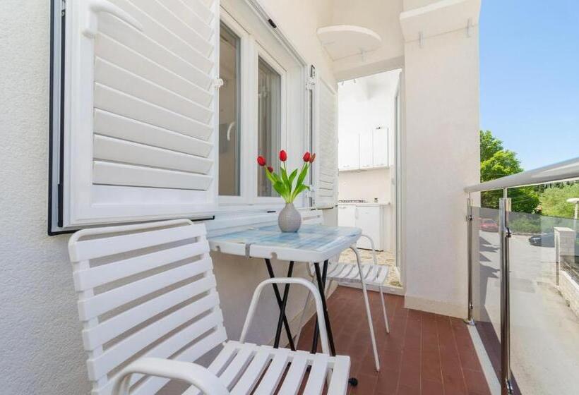 شقة كومفورت غرفة نوم واحدة, Rooms & Apartments Barišić