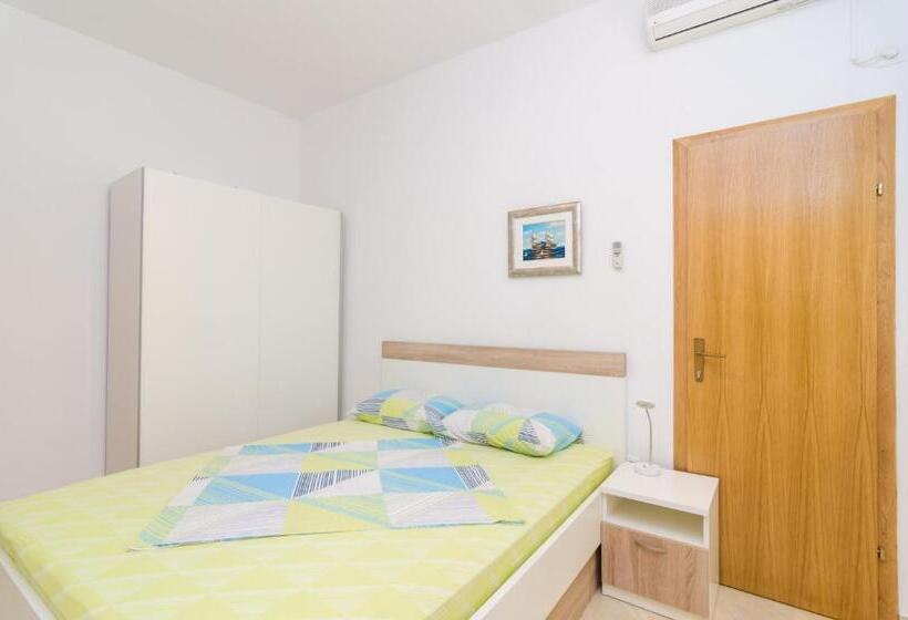 استوديو  سوبيريور مطل على الحديقة, Rooms & Apartments Barišić