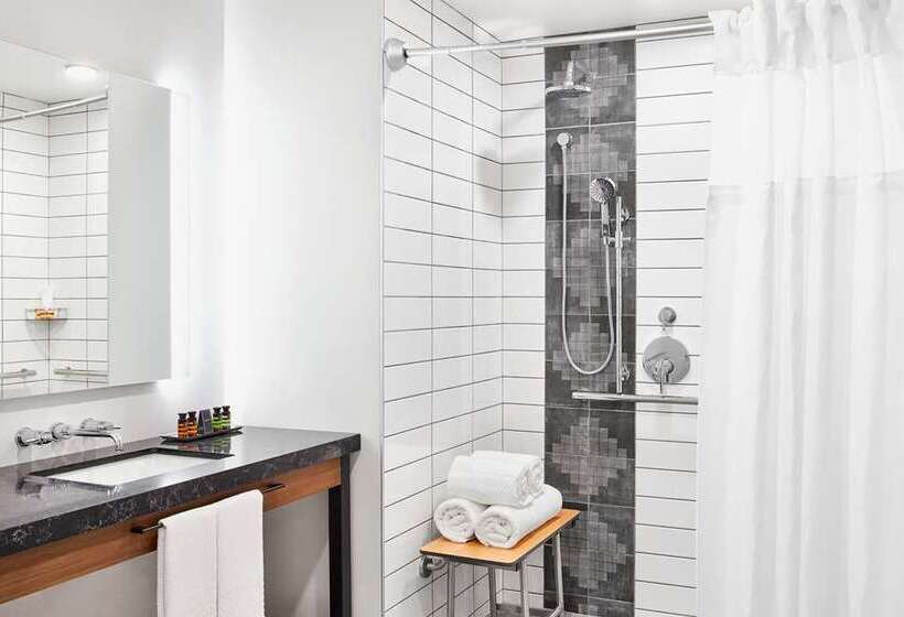 غرفة قياسية, Fenwick Shores, Tapestry Collection By Hilton