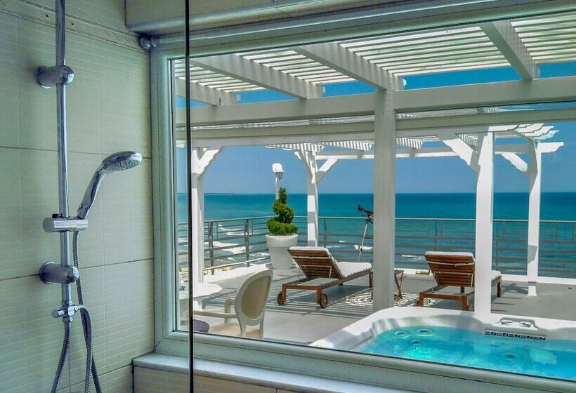 סוויטת מאסטר נוף לים, Panorama Suites & Spa   Adults Only