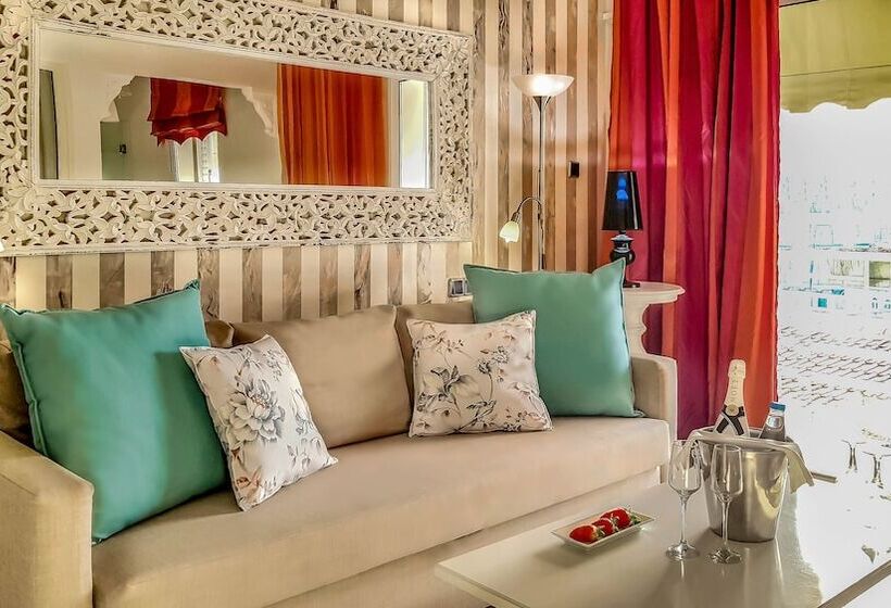 סוויטת סופריור נוף לים, Panorama Suites & Spa   Adults Only