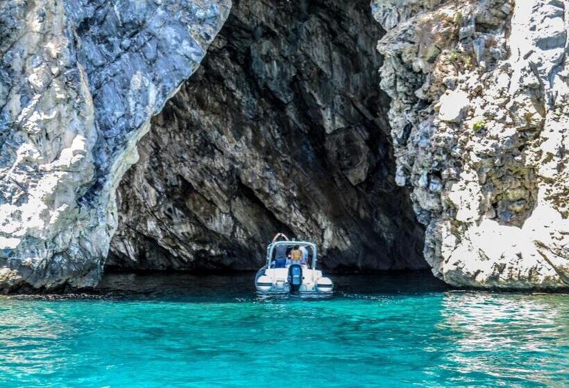 סוויטת מאסטר נוף לים, Panorama Suites & Spa   Adults Only