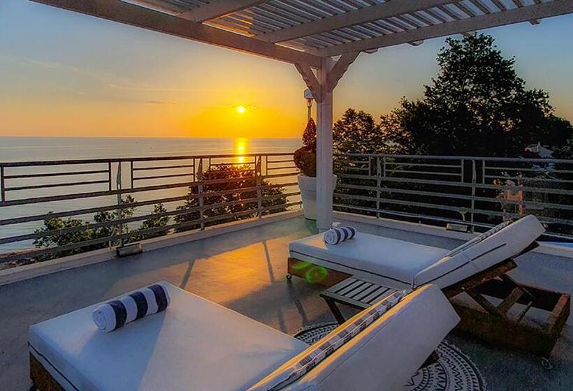 סוויטת מאסטר נוף לים, Panorama Suites & Spa   Adults Only