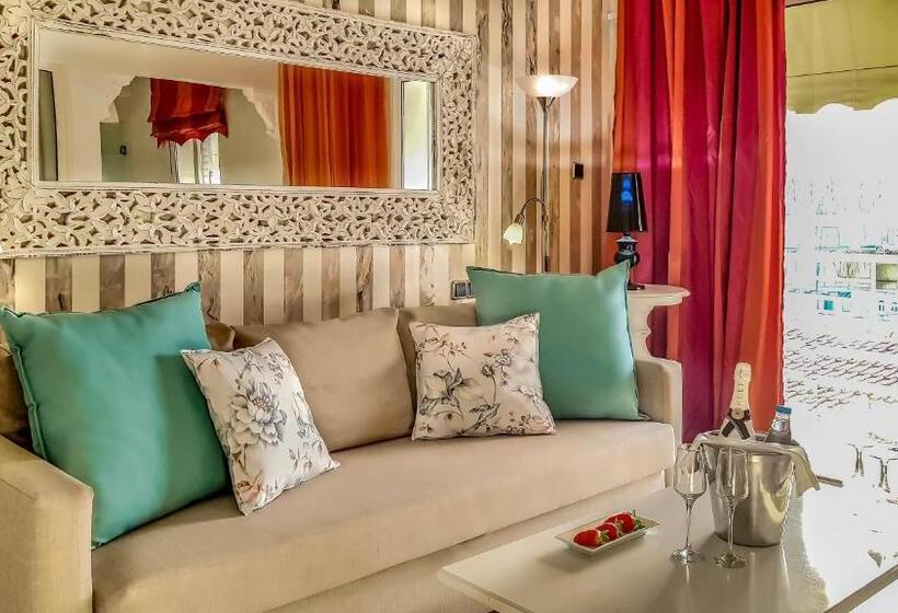 סוויטה עם ג'קוזי, נוף לים, Panorama Suites & Spa   Adults Only