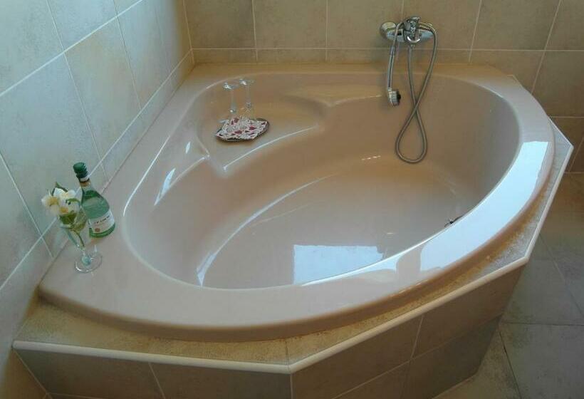 套房, Pension & Restaurant Silma With Wellness