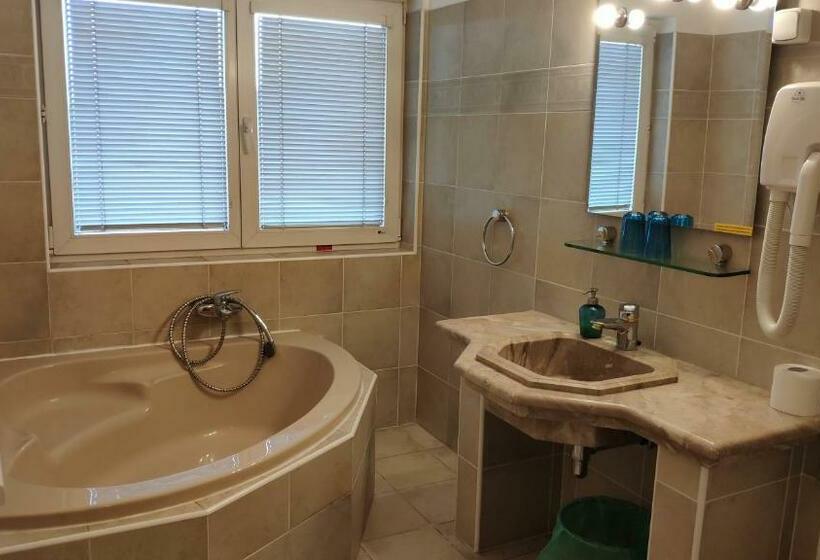 套房, Pension & Restaurant Silma With Wellness