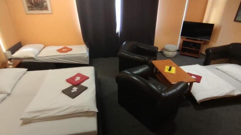 套房, Pension & Restaurant Silma With Wellness