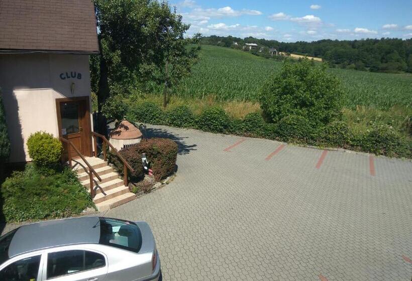 标准三人间, Pension & Restaurant Silma With Wellness