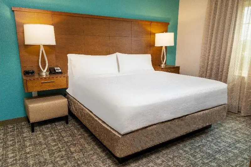 キングサイズベッドのスイートルーム, Staybridge Suites   Nashville   Franklin, An Ihg