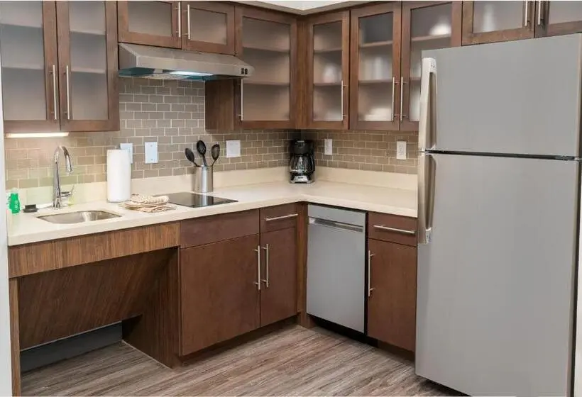 身障者適用キングサイズベッドルーム, Staybridge Suites   Nashville   Franklin, An Ihg