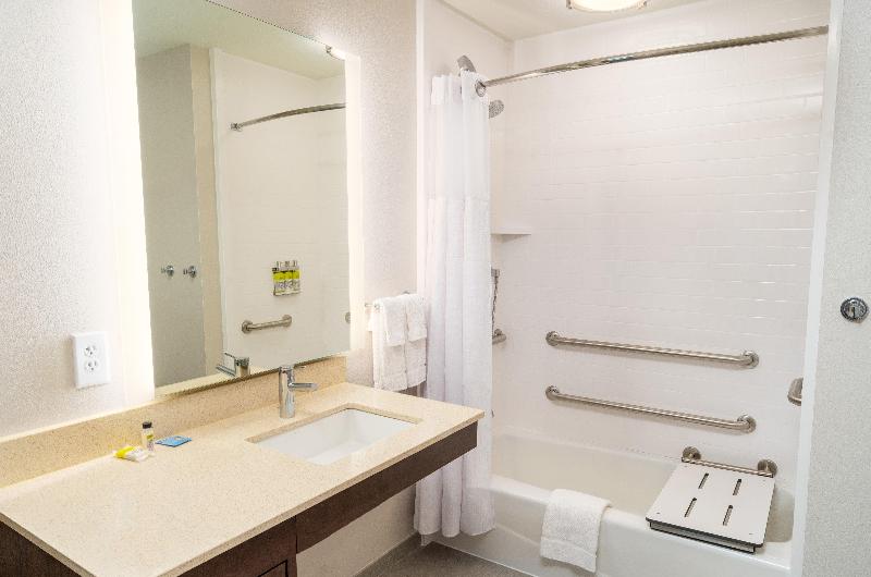 Люкс Адаптированный для Инвалидов, Staybridge Suites   Nashville   Franklin, An Ihg