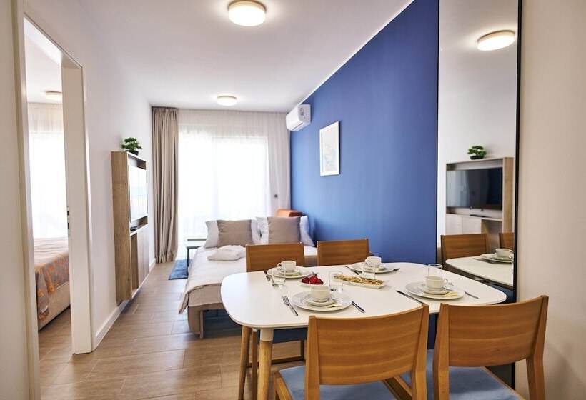 شقة غرفة نوم واحدة مزودة بشُرفة, Arancini Residence