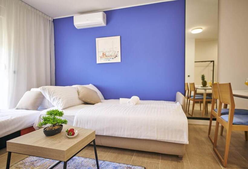 شقة غرفة نوم واحدة مطلة علي البحر مزوَّدة بشُرفة, Arancini Residence