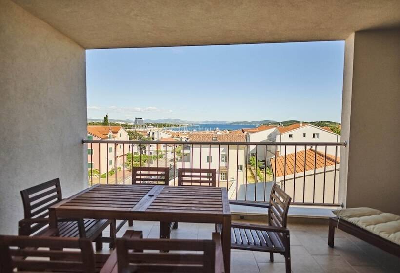 شقة غرفتين مطلة على البحر, Arancini Residence