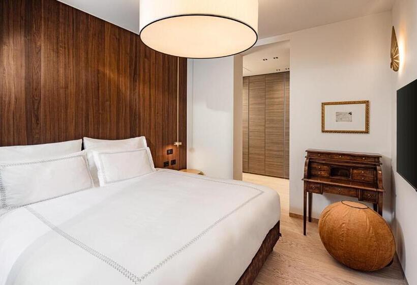 2 Bedrooms Suite 2 Bedrooms Lake View, Aria Retreat & Spa   The Leading Hotels Of The World, Located Within Parco San Marco Resort