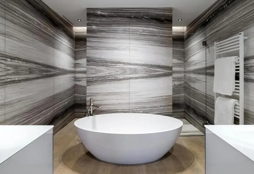 Superior suite with lake view, Aria Retreat & Spa   The Leading Hotels Of The World, Located Within Parco San Marco Resort