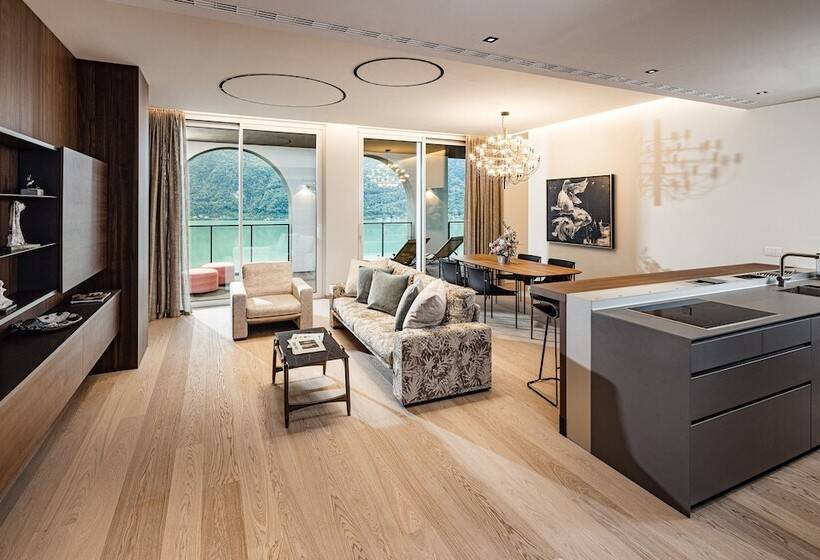 Suite with lake view, Aria Retreat & Spa   The Leading Hotels Of The World, Located Within Parco San Marco Resort