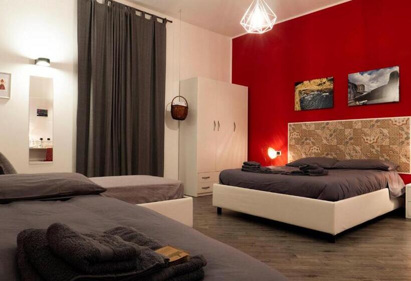 اتاق استاندارد چهار تخته, B&b Cosmoneapolitan