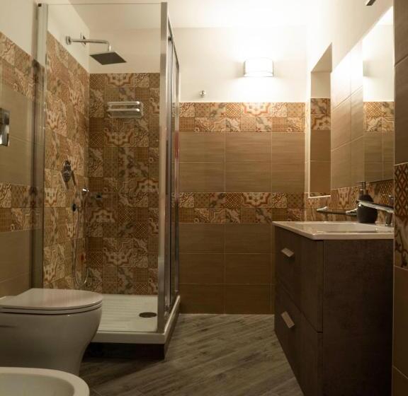 اتاق استاندارد چهار تخته, B&b Cosmoneapolitan