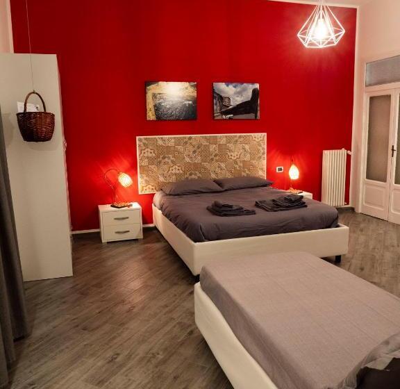 اتاق استاندارد چهار تخته, B&b Cosmoneapolitan